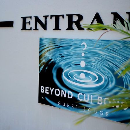 Beyond Cui Bono Guesthouse Адо Екстериор снимка