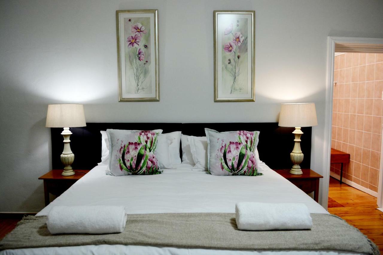 Beyond Cui Bono Guesthouse Адо Екстериор снимка
